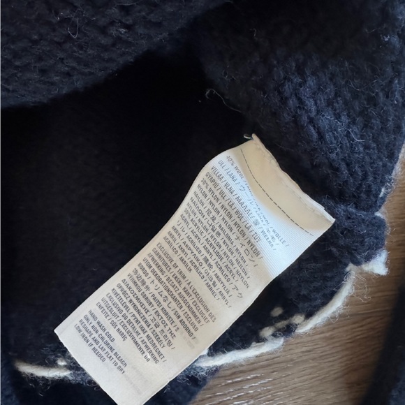 Abercrombie & Fitch Holiday Christmas Navy Sweater size Small - Picture 7 of 10